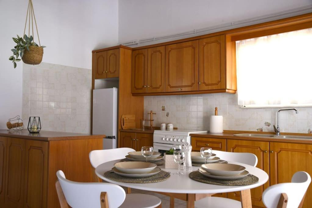 Villa η μονοκατοικία της χαράς. *